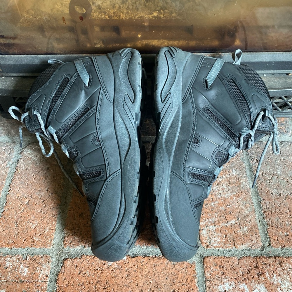 KEEN Circadia Mid Waterproof Hiking Boots Sz 12 EU 46 NEW NO BOX Black Leather - Picture 4 of 9